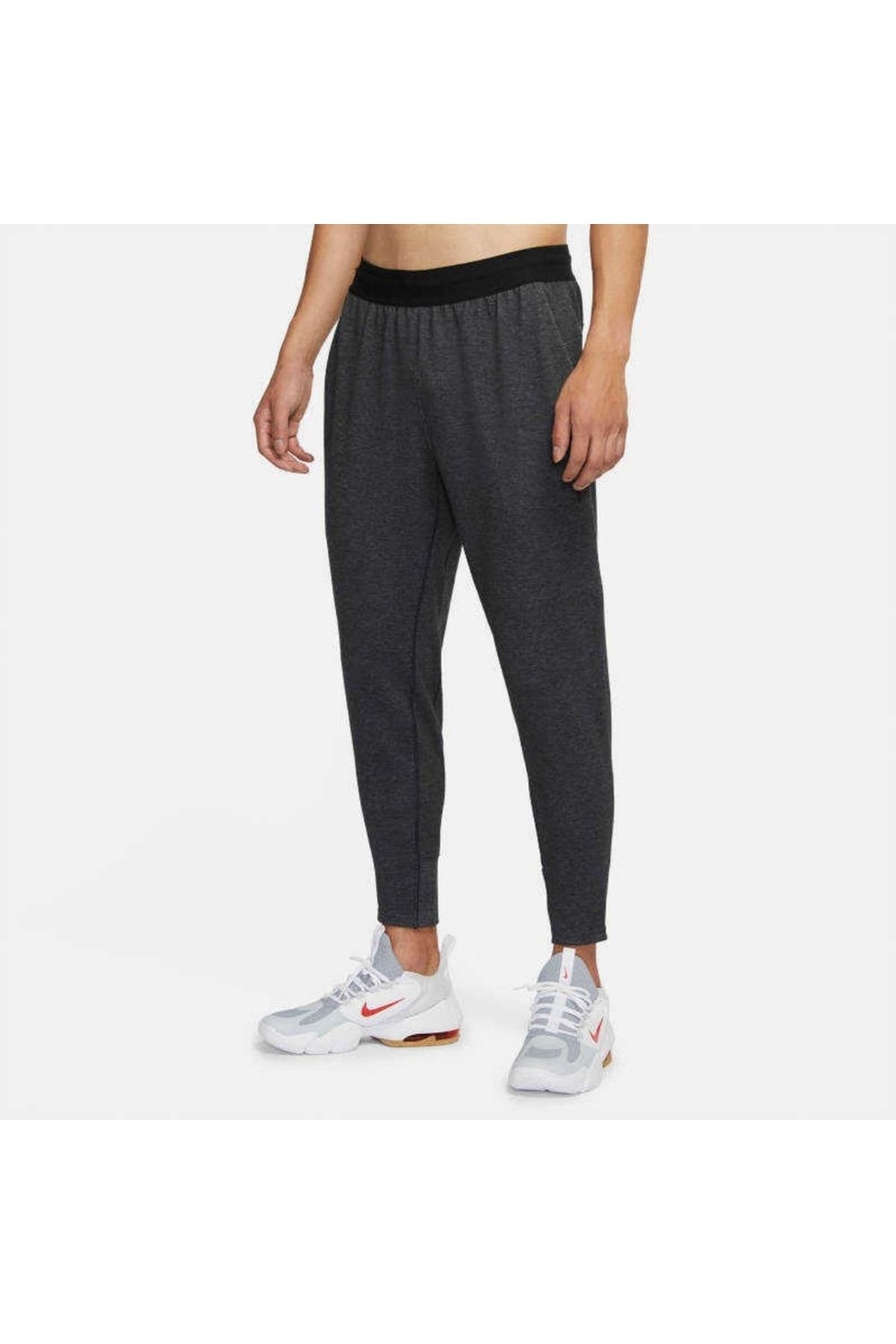 Nike Sports Sweatpants Gray Trendyol
