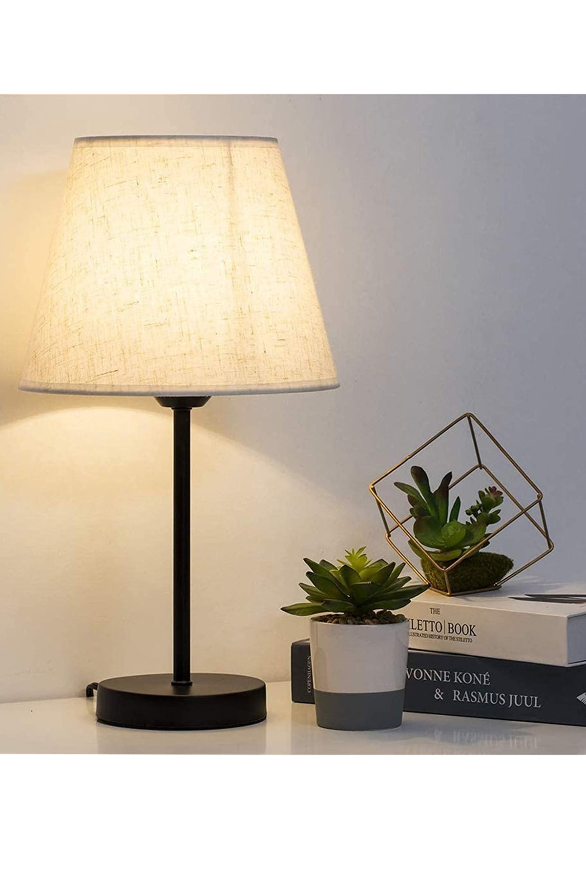 EvLight Black Tekli Abajur Metal Masa Lambası Krem