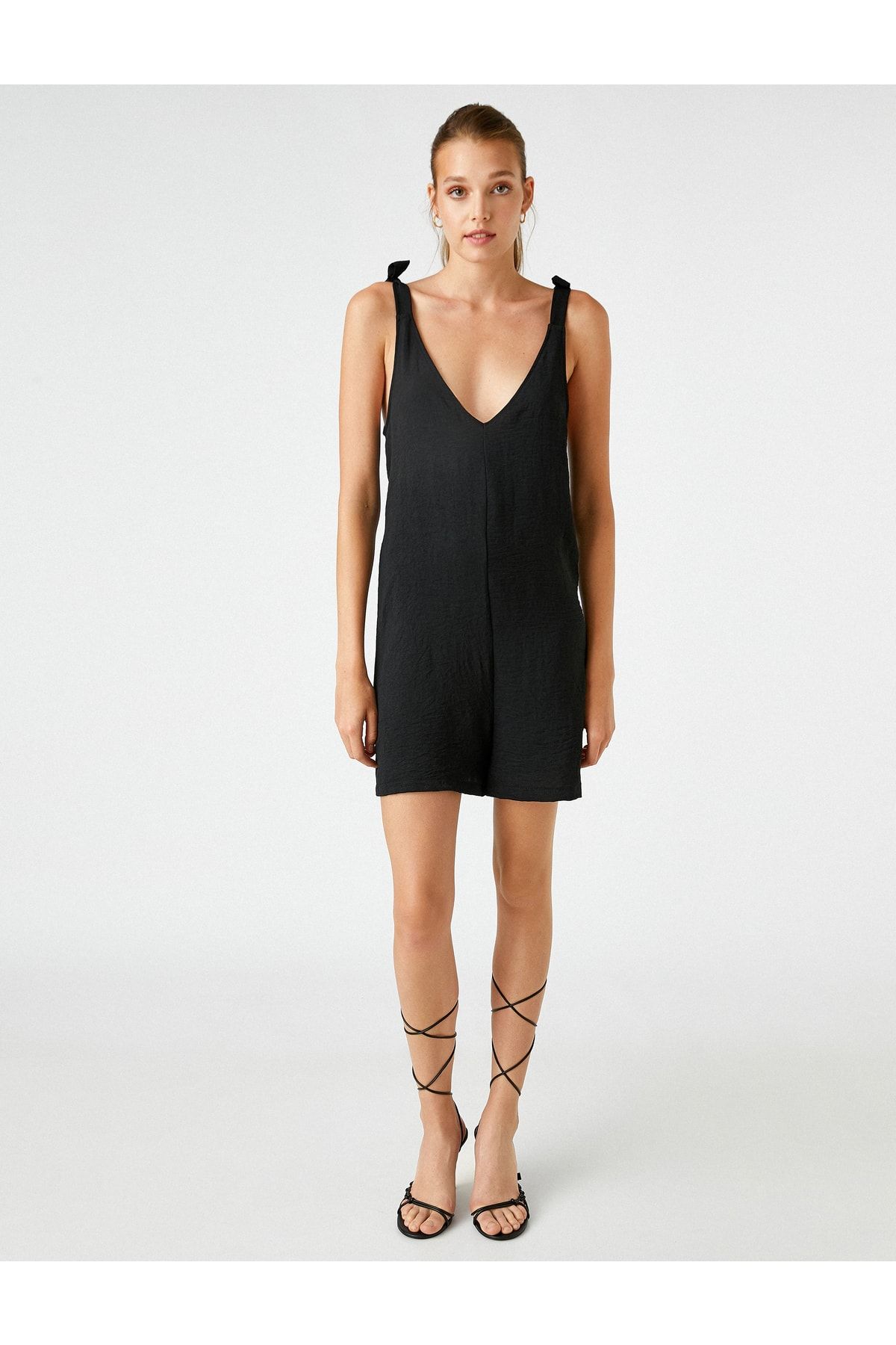 complete the look image