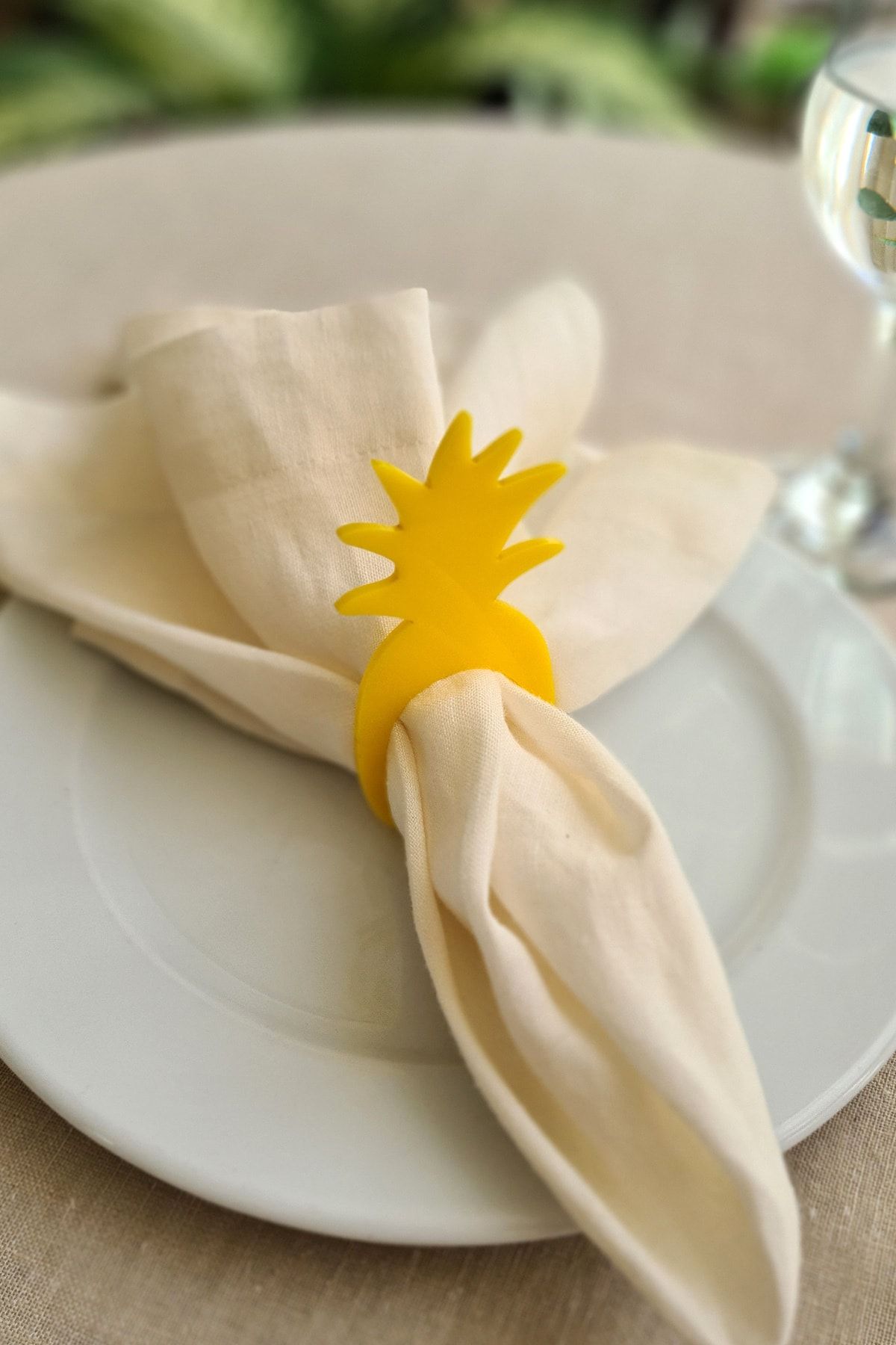 Yellow napkin rings hotsell