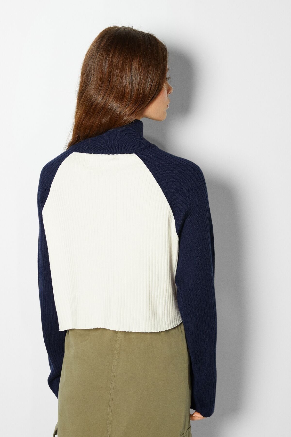 ژاکت یقه اسکی زیپی  برشکا Bershka (برند اسپانیا)