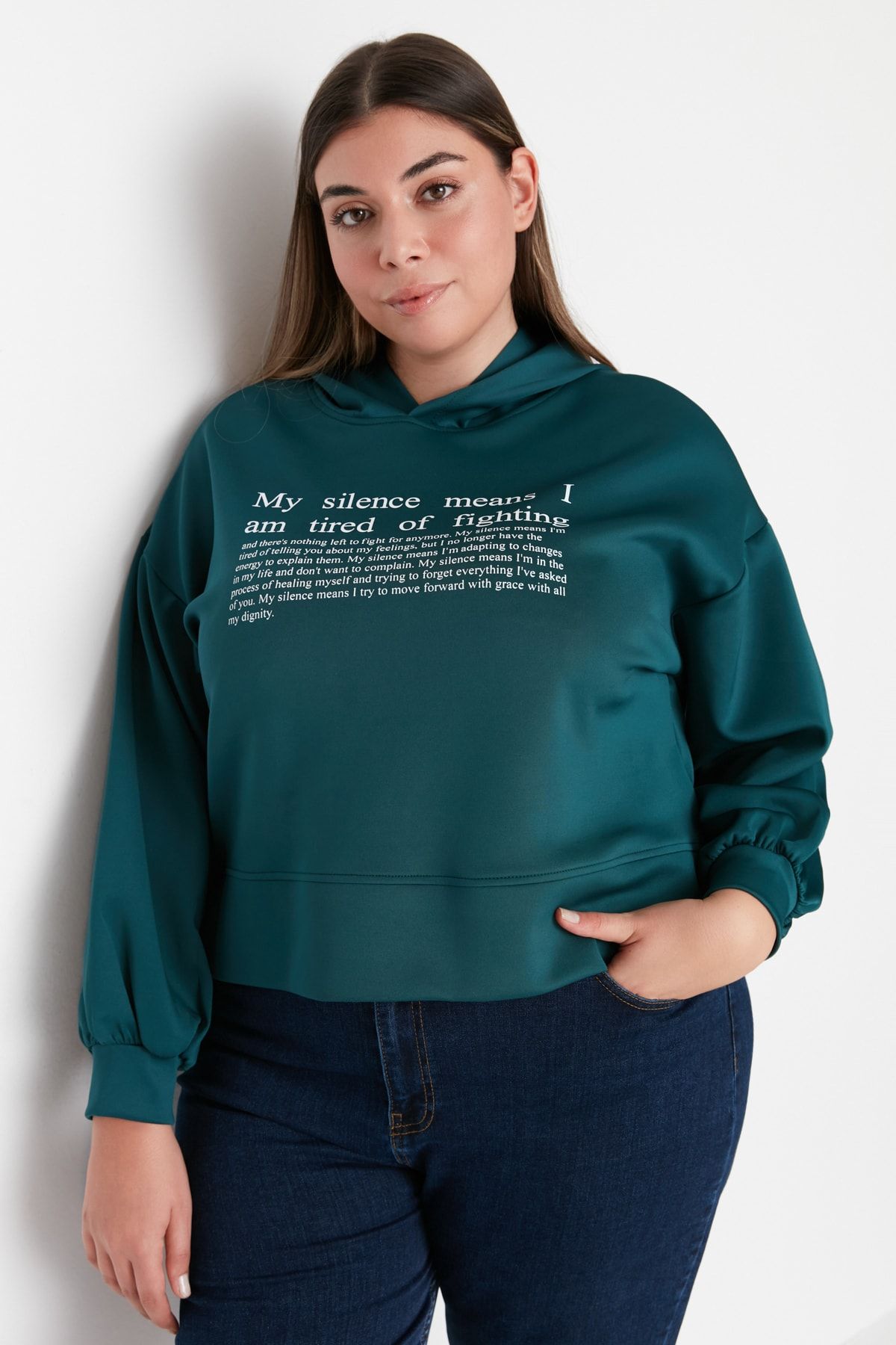 Trendyol Curve Große Größen in Sweatshirt Grün Regular Fit