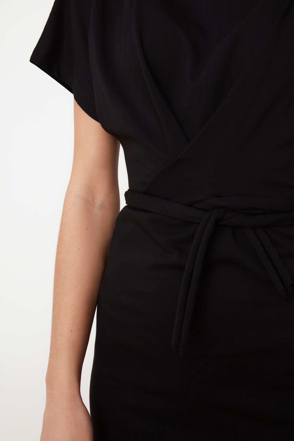 Trendyol Collection-Μαύρο 100% βαμβακερό midi πλεκτό μολύβι φόρεμα με σκίσιμο και δέσιμο TWOSS21EL0404 6