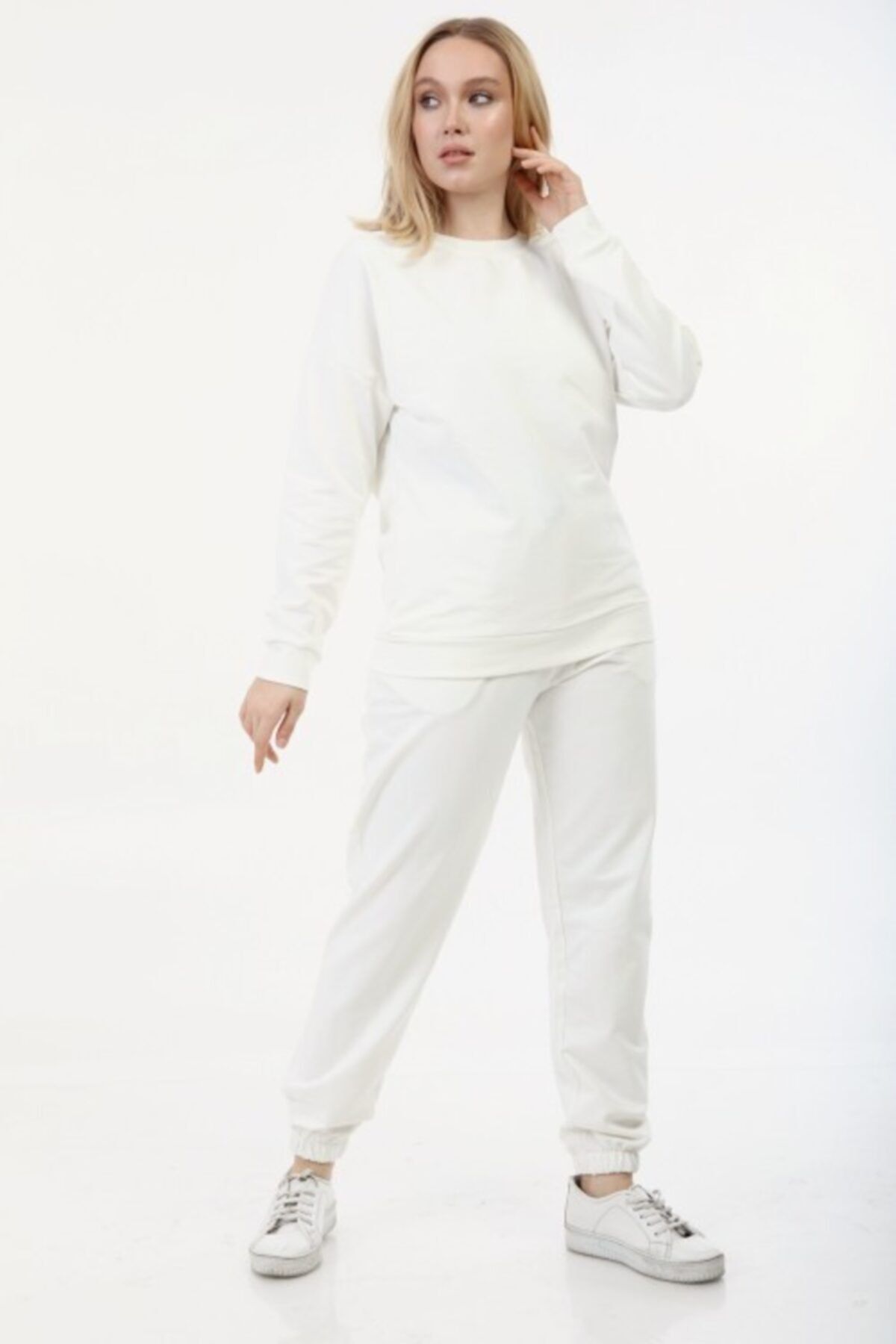White hotsell sweat outfit