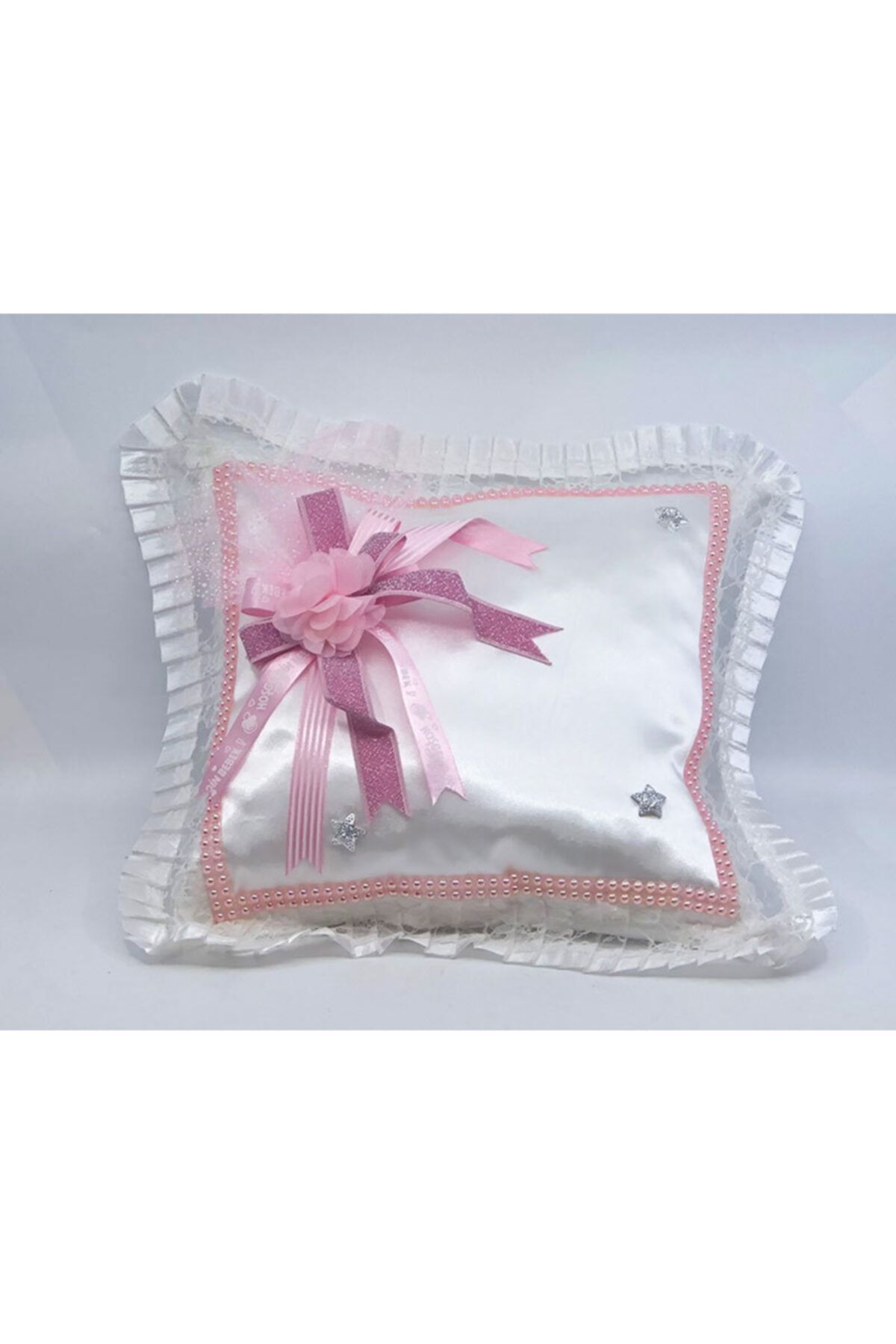 Beyaz Mini Taçlı Yastık (pembe Süslü)