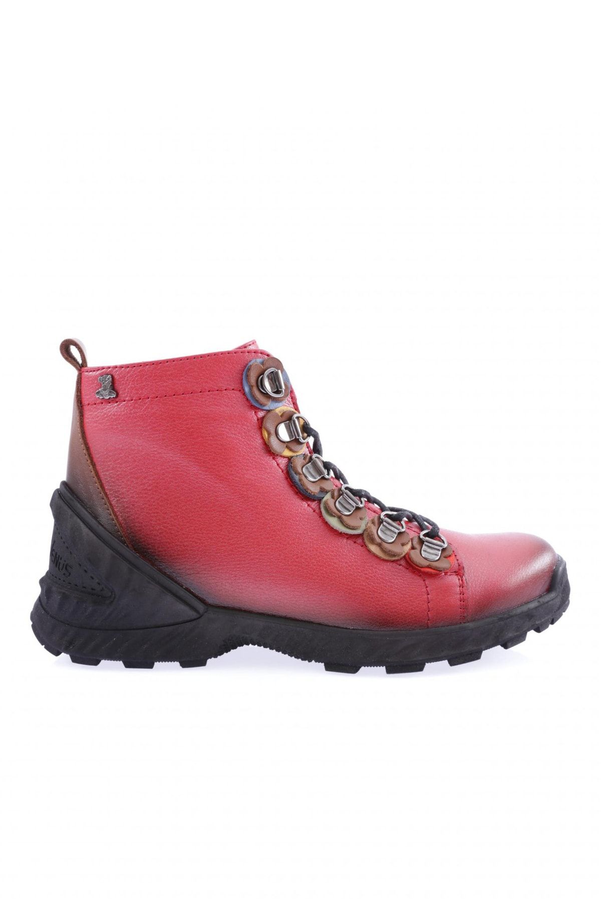 Nus boots outlet discount