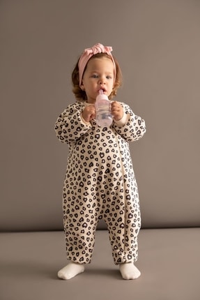 DeFacto Kız Bebek Leopar Desenli Regular Fit Bisiklet Yaka Uyku Tulumu