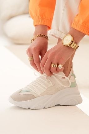 - Karmen Model Beyaz Kadın Spor Sneaker Ayakkabı KARMEN