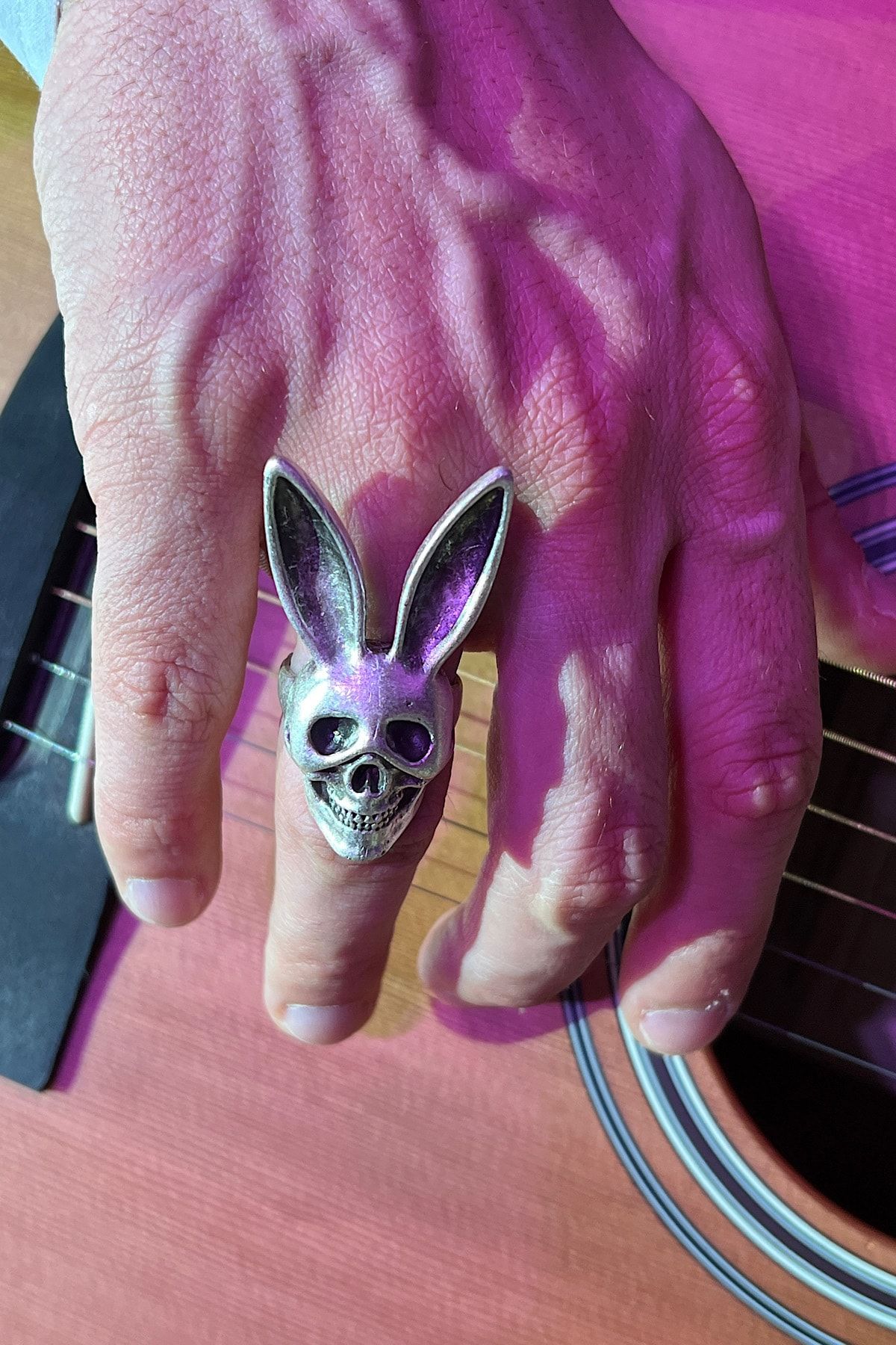 Rabbit store skull ring