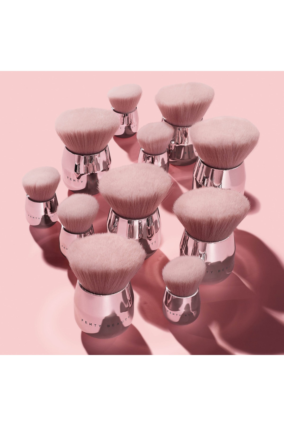 FENTY BEAUTY Face & Body Kabuki Brush 160 Fiyatı, Yorumları Trendyol