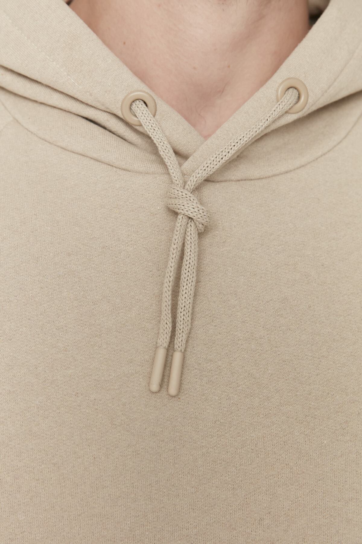 Trendyol Collection Beżowa bluza z kapturem oversize z polaru - TMNAW23sw00192