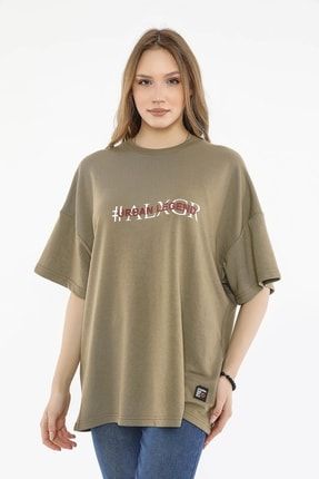 Kadın Haki Baskılı Oversize T-shirt UN21-7030