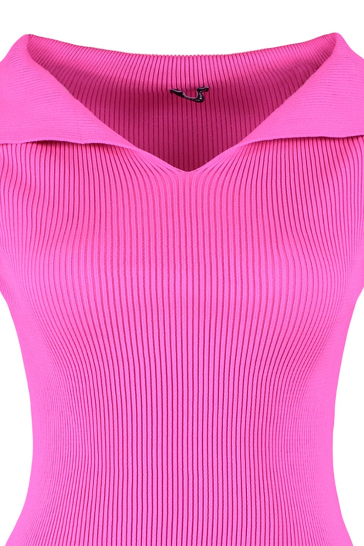 Trendyol Curve-Fuchsiafarbene Strickbluse mit U-Boot-Ausschnitt 8