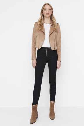 TRENDYOLMİLLA Siyah &Ouml;nden Fermuar Detaylı Y&uuml;ksek Bel Jegging Jeans TWOAW23JE00549