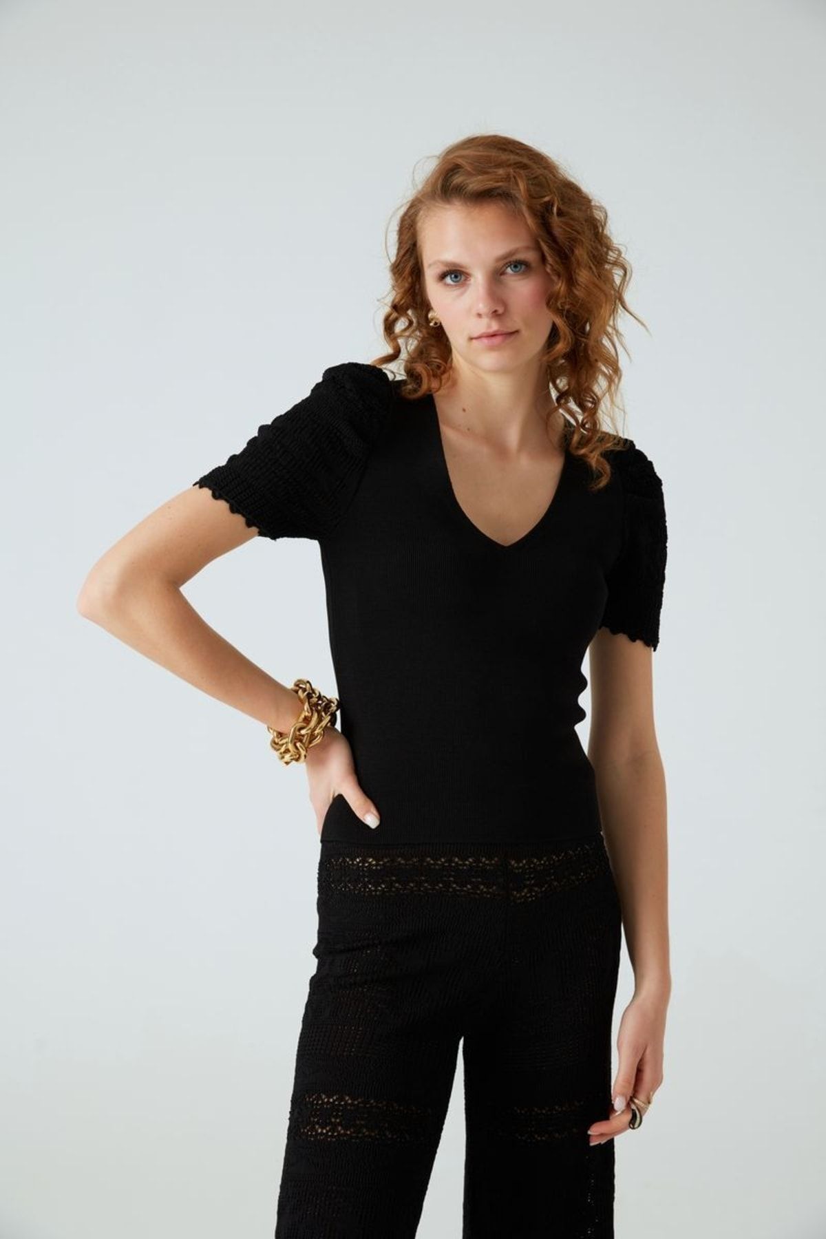complete the look image