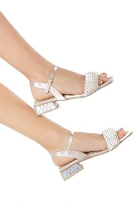 Theresa Özel Topuk Taş Detaylı Tek Bant Tasarım Kadın Topuklu Ayakkabı Bej SBSY20220051