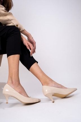 Kadın Ten Rugan Kısa Topuklu Stiletto Ayakkabı Candy 132