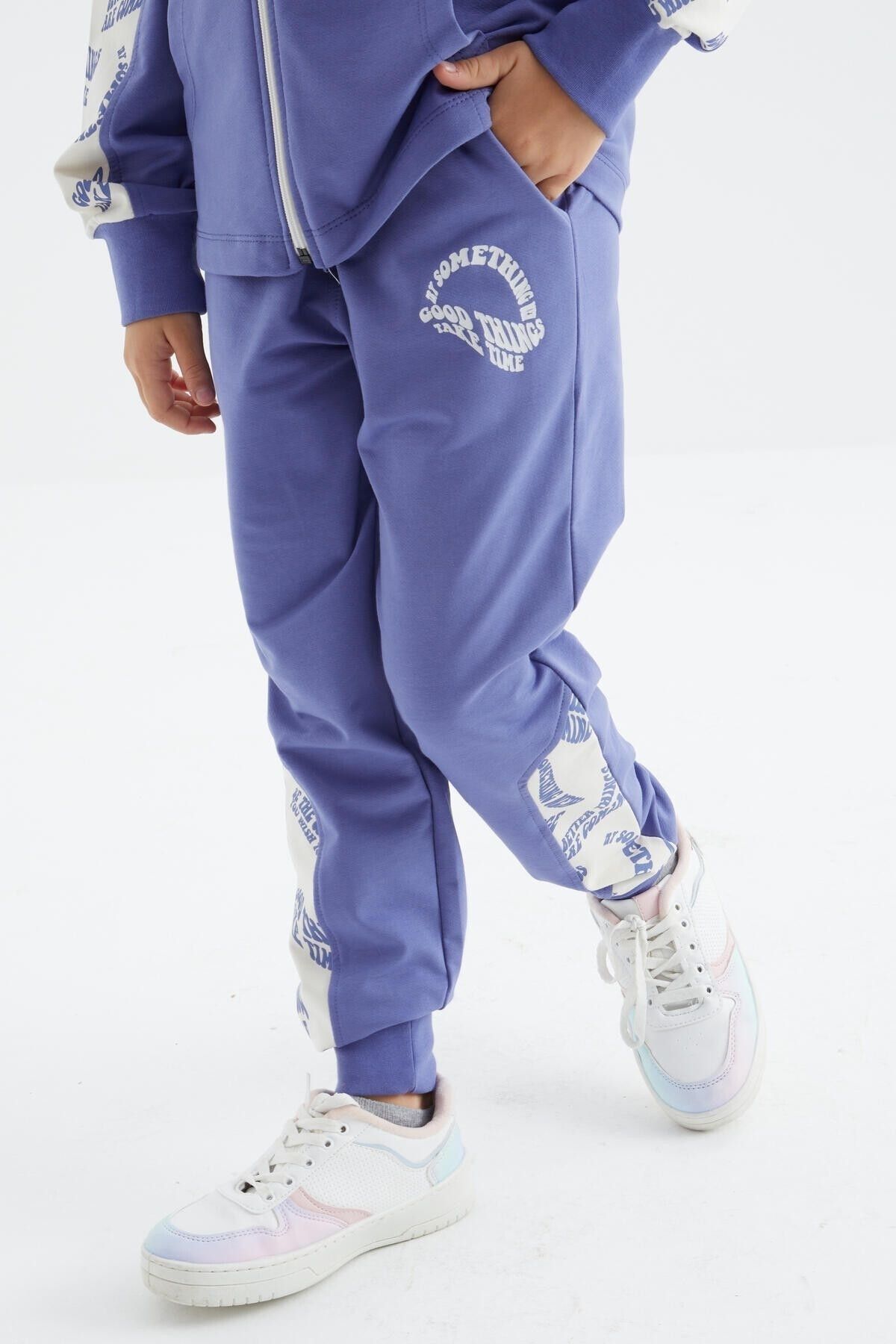 Light purple tracksuit best sale