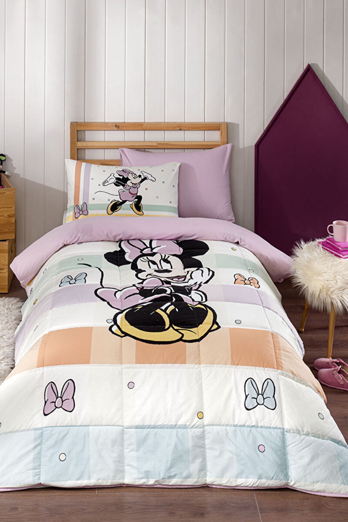 Özdilek Minnie Mouse Happy Tek Kişilik Disney Lisanslı Lastikli Fitted Çarşaf Çocuk Uyku Seti