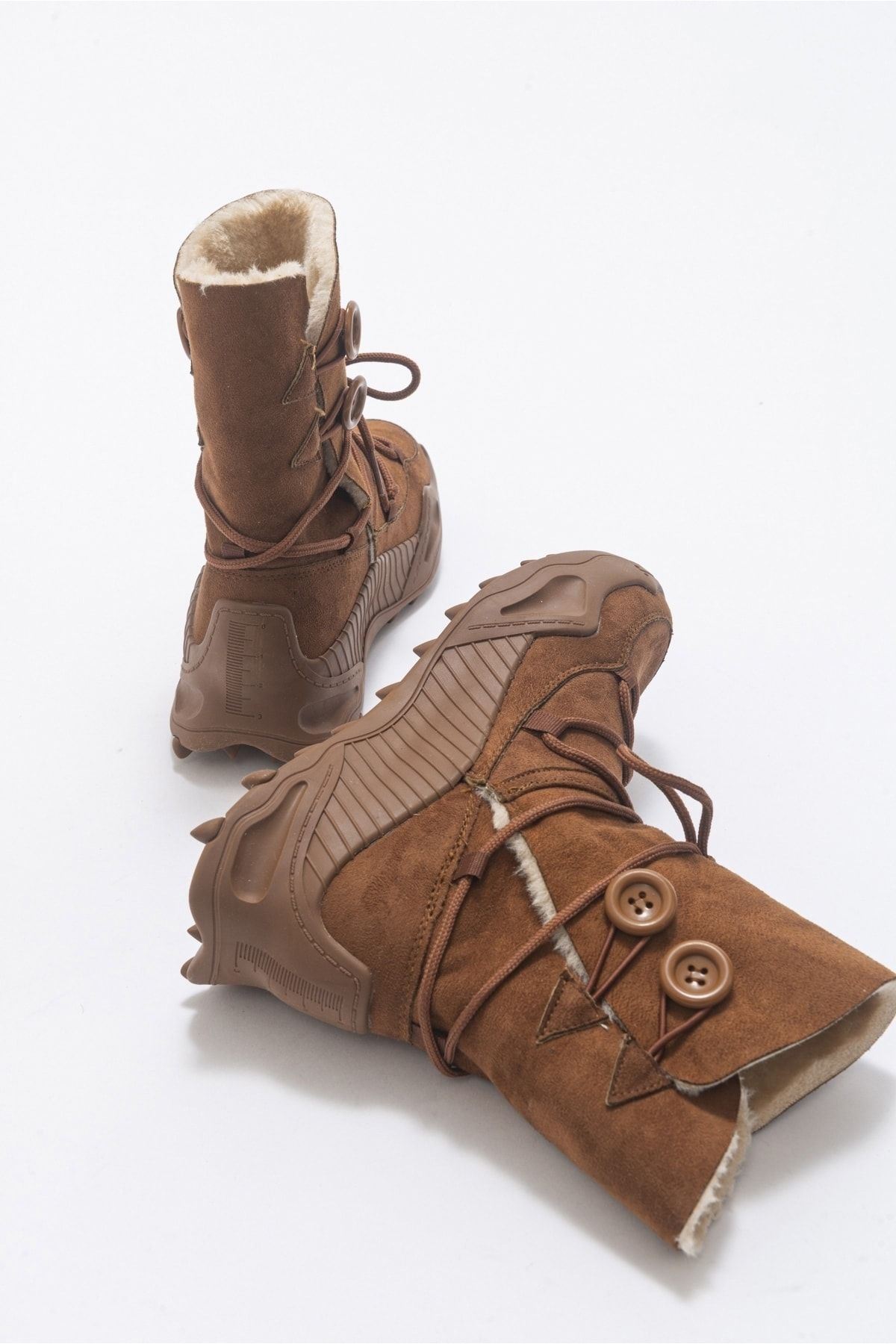 چکمه و بوتی چند رنگ زنانه بوت پوتین SNAP TABA اورجینال luvishoes