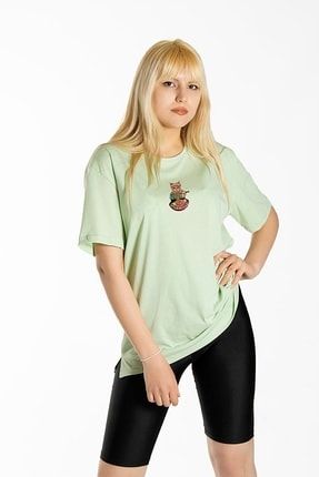 Kadın Yeşil Önü Şef Kedi Baskılı Bisiklet Yaka Oversize Pamuklu T-shirt TYC00493173043