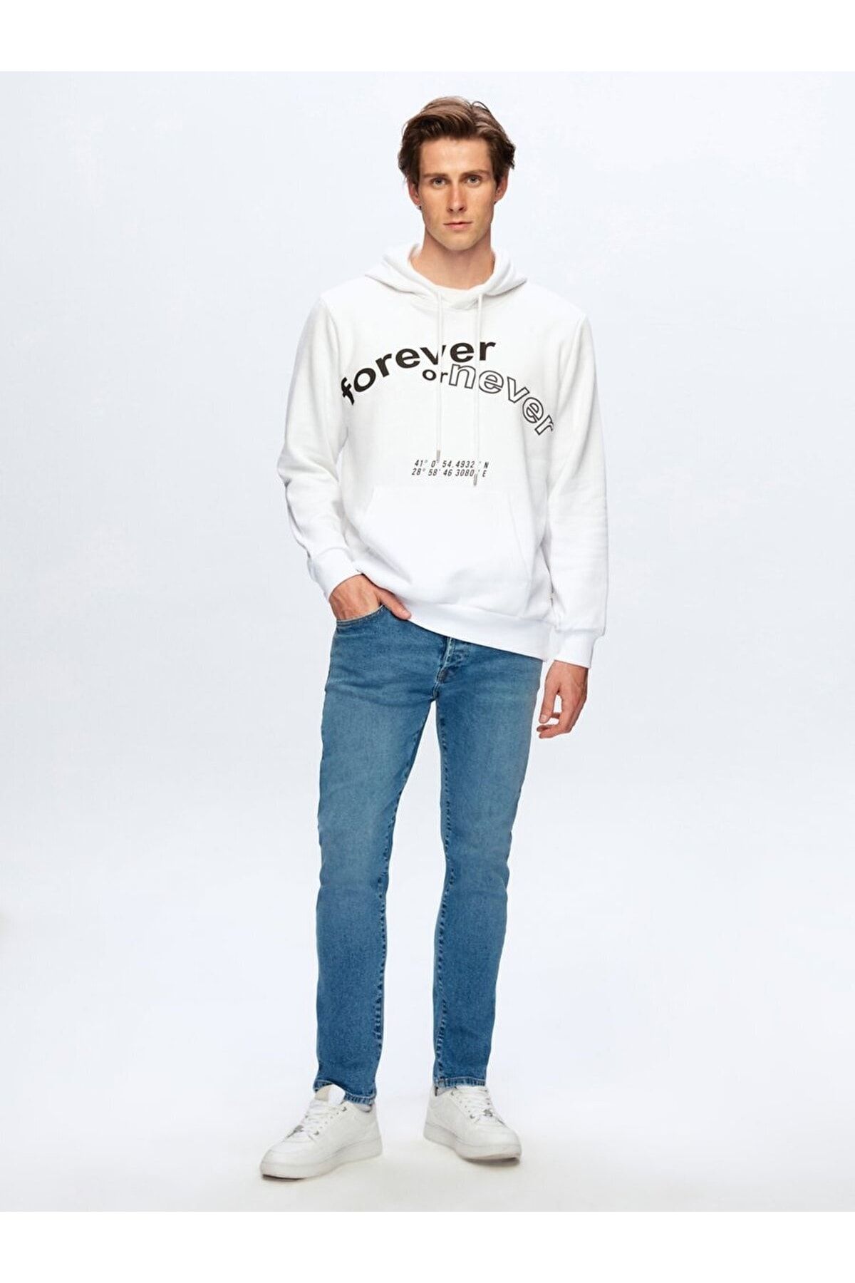 H&m japanese sweatshirt 2025