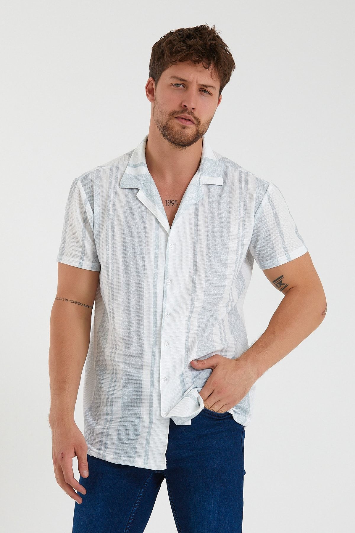 Gray Clothing Erkek Açık Yeşil Kısa Kollu Pamuklu Etnik Desenli Slimfit Apaş Yaka Gömlek