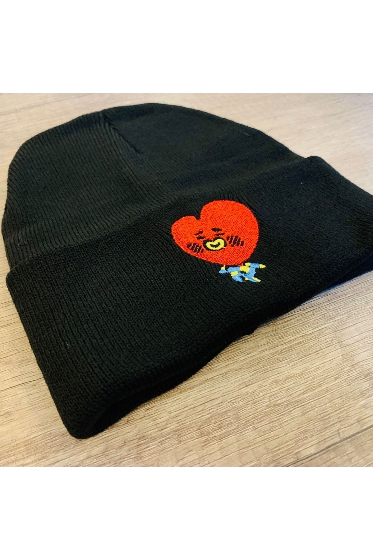 Kpop Dünyasi-Bts Bt21 "Tata" Beanie 3