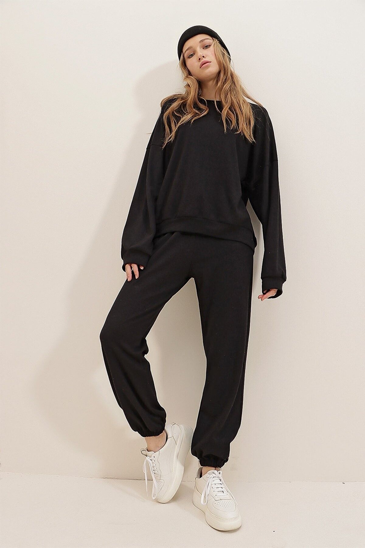 Women's fashion 2025 tracksuit set