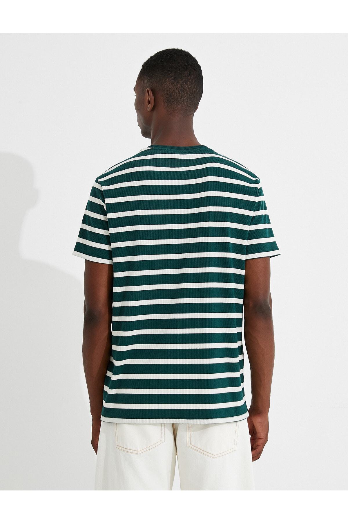 تیشرت مردانه سبز کوتون | 3WAM10087HK اورجینال - تصویر 4