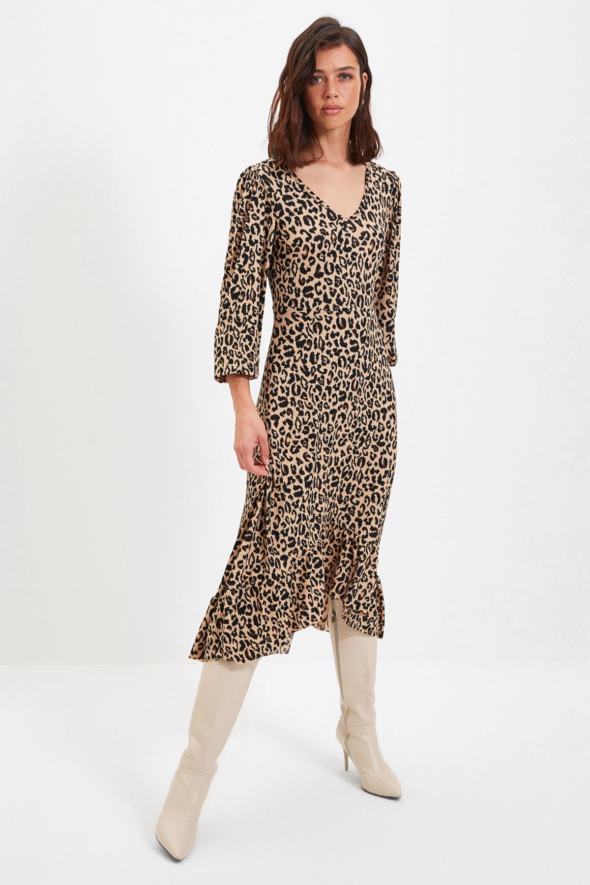 Trendyol Collection Kleid Braun Asymmetrisch