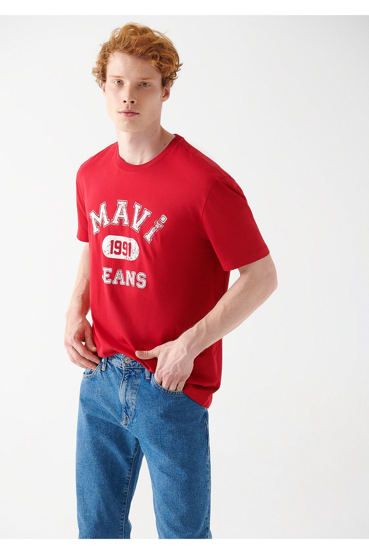 Mavi آرم چاپ شده تی شرت قرمز تناسب / برش راحت 067140-70464