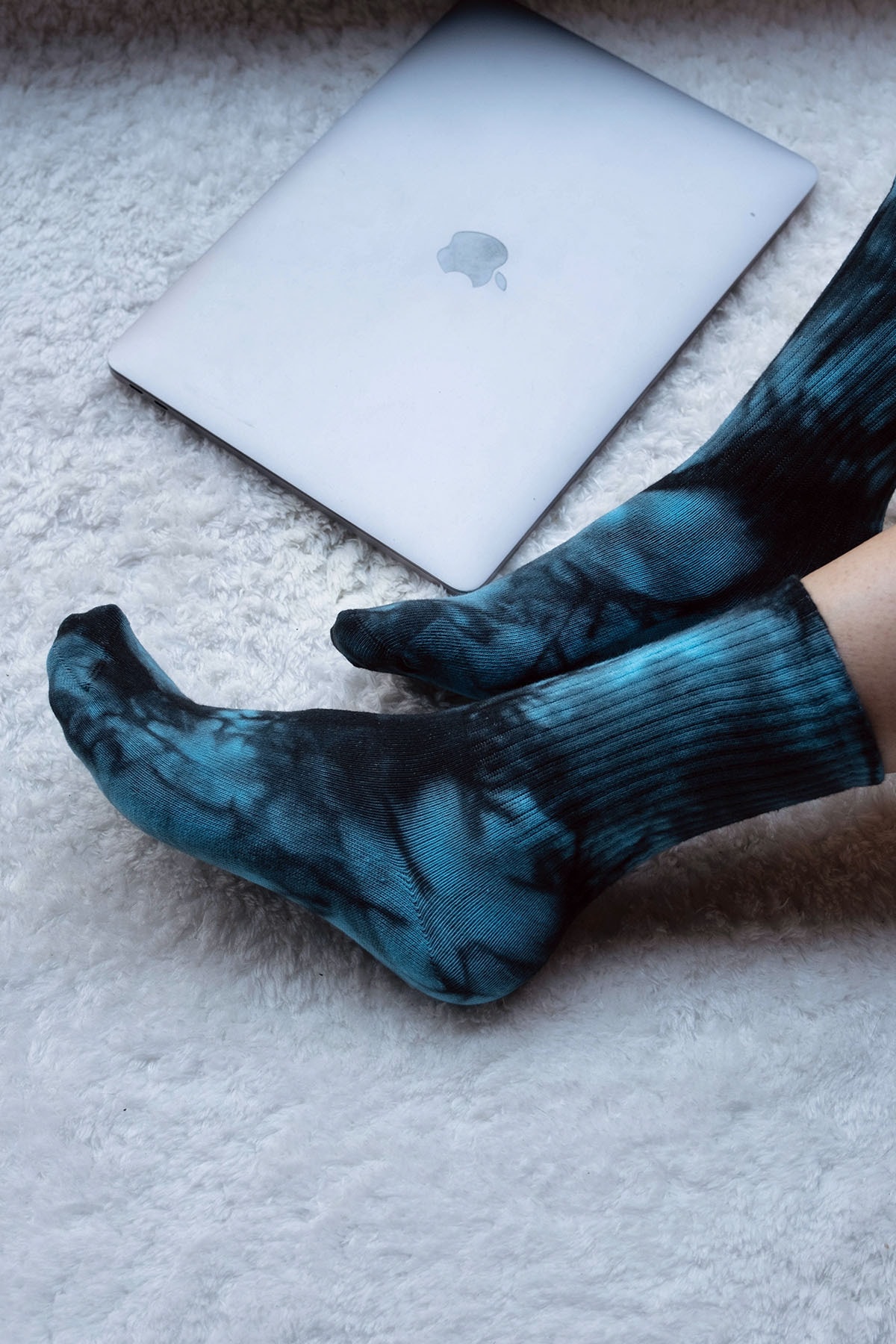 The Octho Siyah/mavi Batik Desenli Spor Çorap