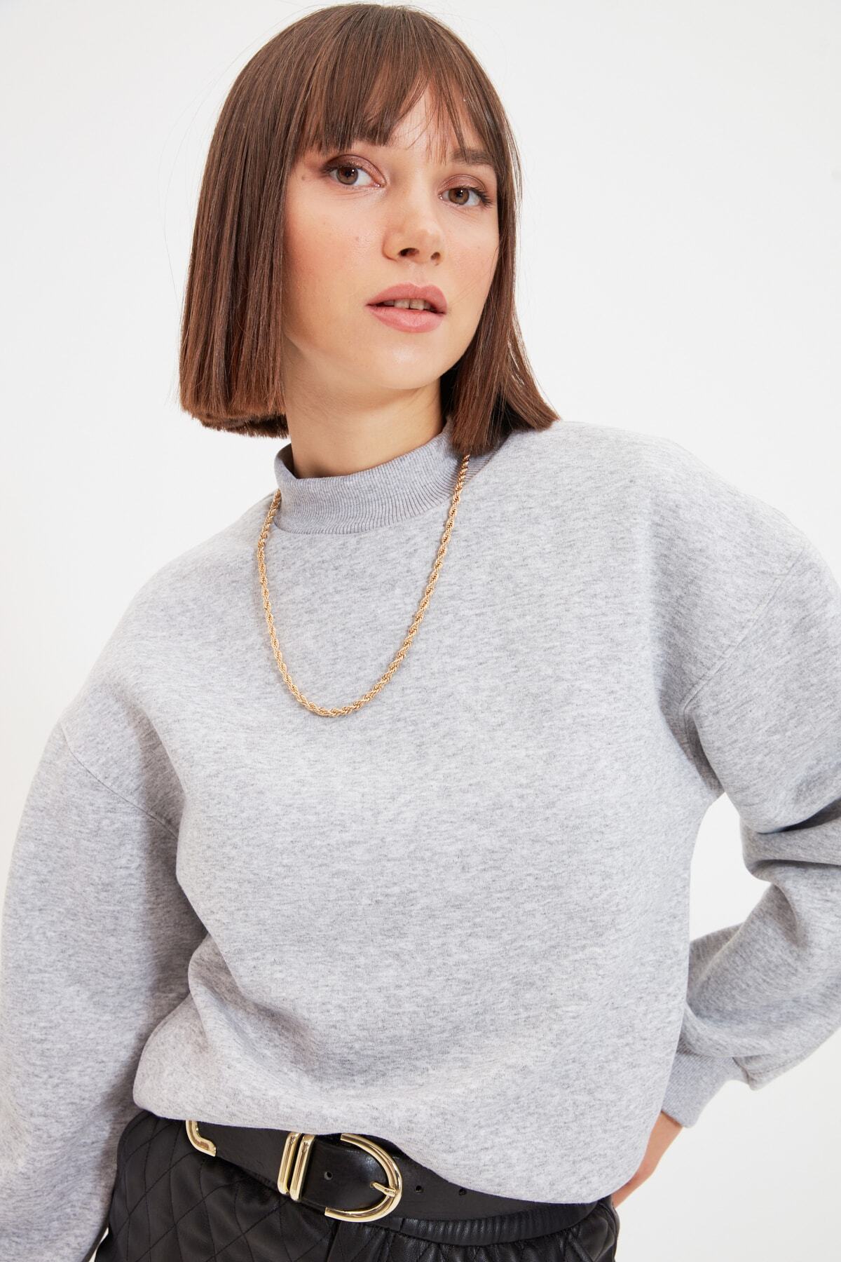 Trendyolmilla  Gri Kalın İçi Polarlı Dik Yaka Relaxed/Rahat Kalıp Örme Sweatshirt TWOAW20SW0584 - Görsel 7