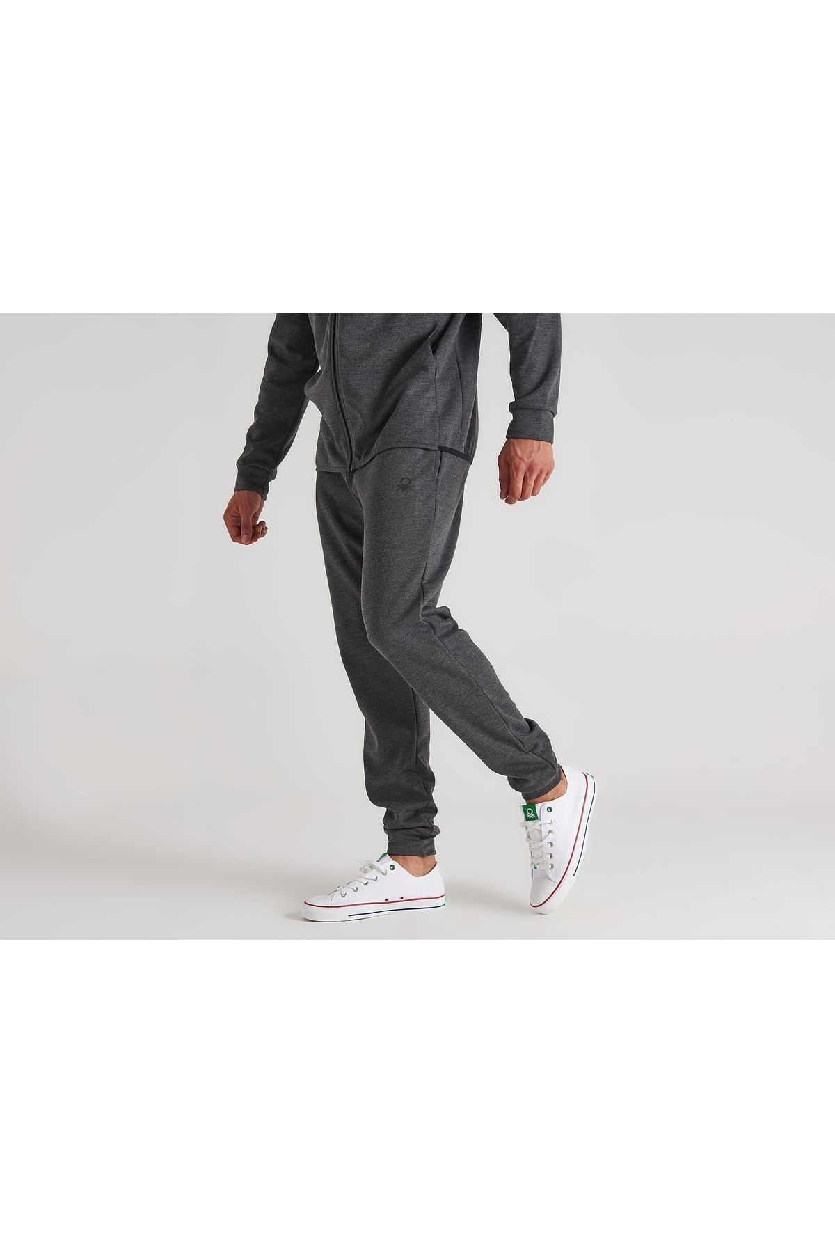 Benetton sweatpants shop