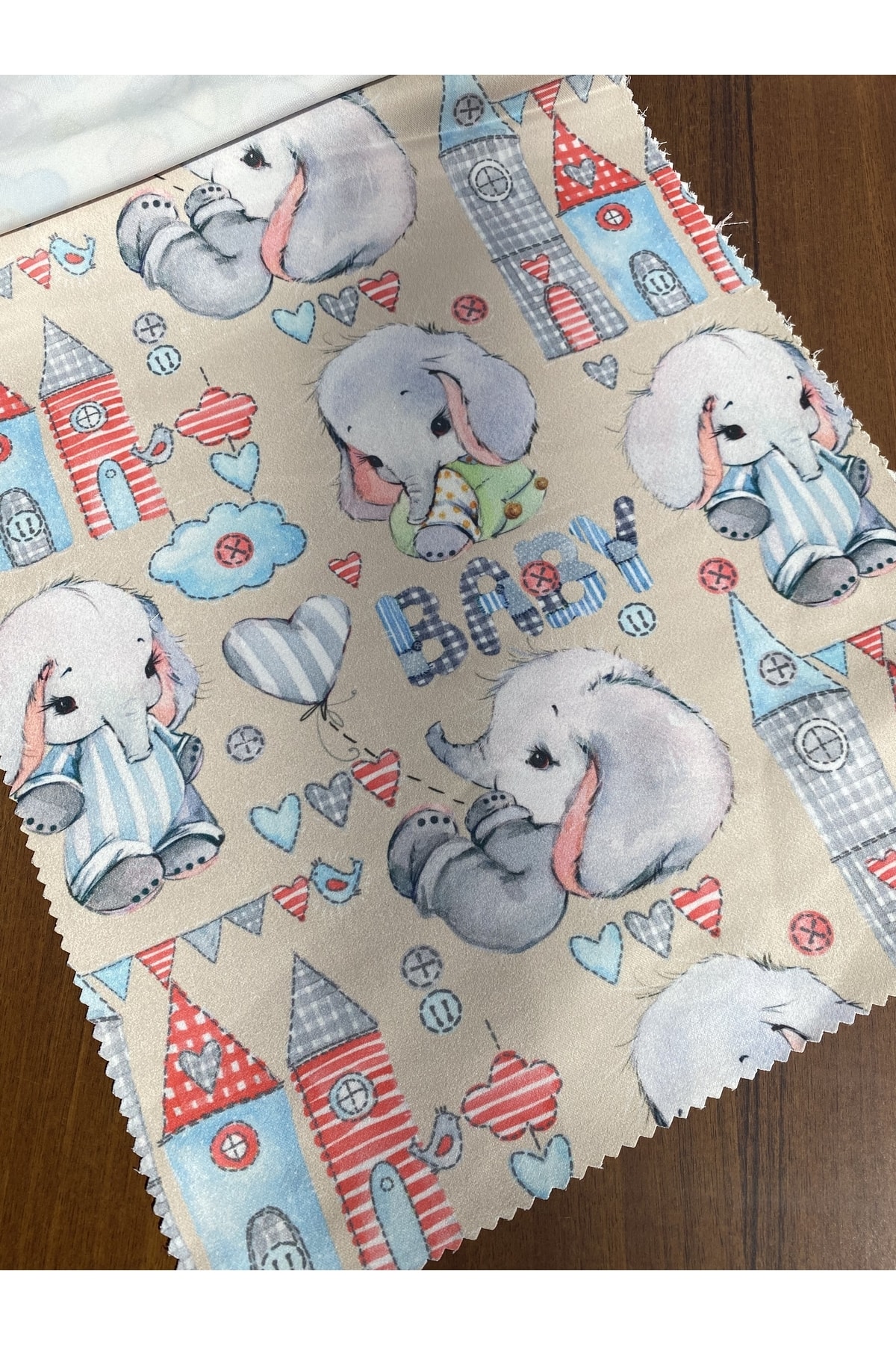 ŞEREF TEKSTİL Süet Kumaş Üstü Baby Baskı Desen fotoğrafı 4 (önizleme)