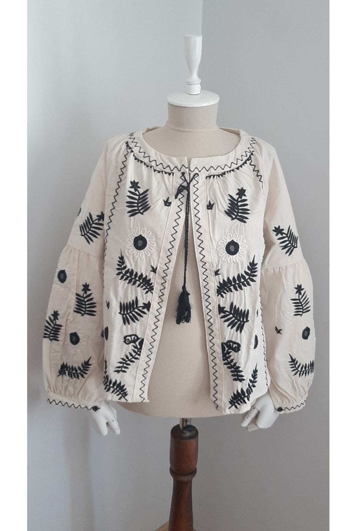 Zara shop embroidered coat