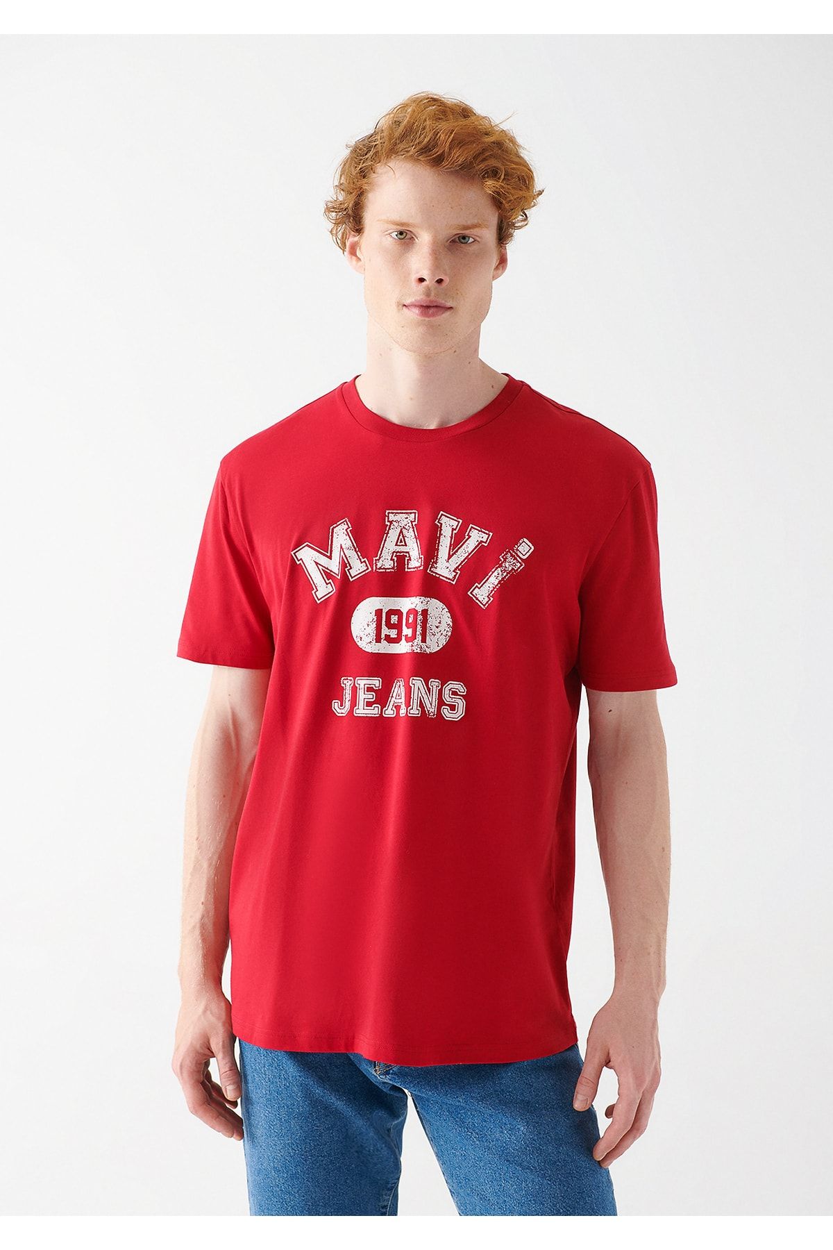 Mavi آرم چاپ شده تی شرت قرمز تناسب / برش راحت 067140-70464