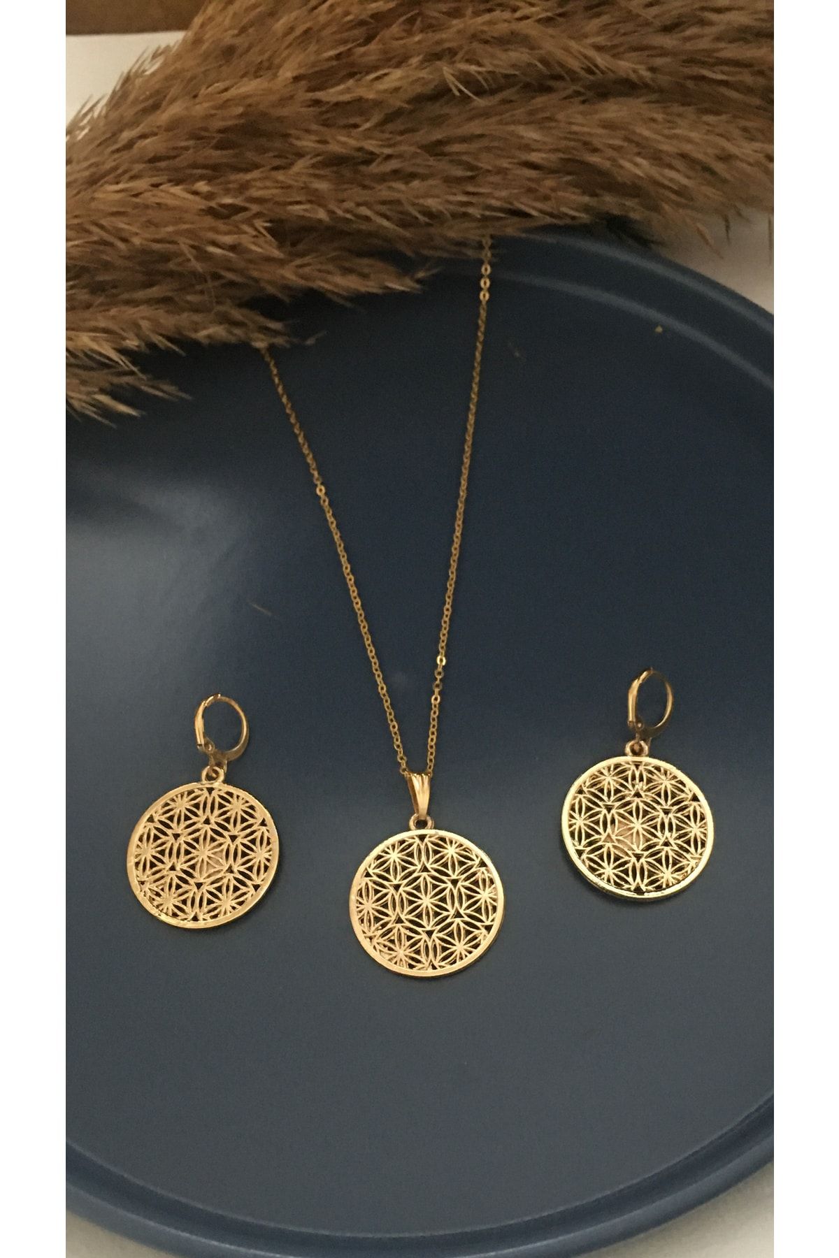 Gizemli Aksesuar Women s Gold Color Flower of Life Necklace