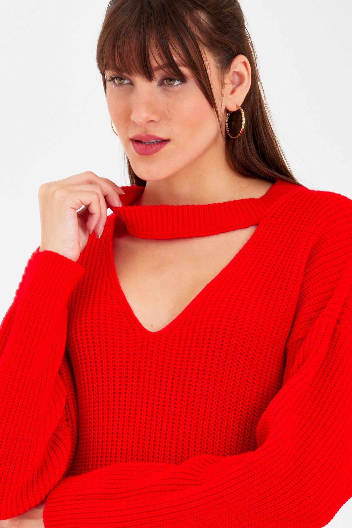 Red best sale choker sweater