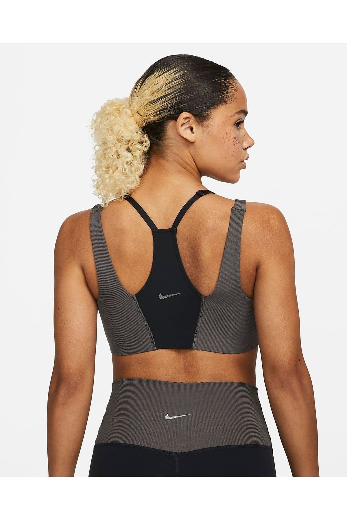 Nike Yoga Indy Women's Light-support Sports Bra Kadın Spor Bra Dm0645-010 MB9948