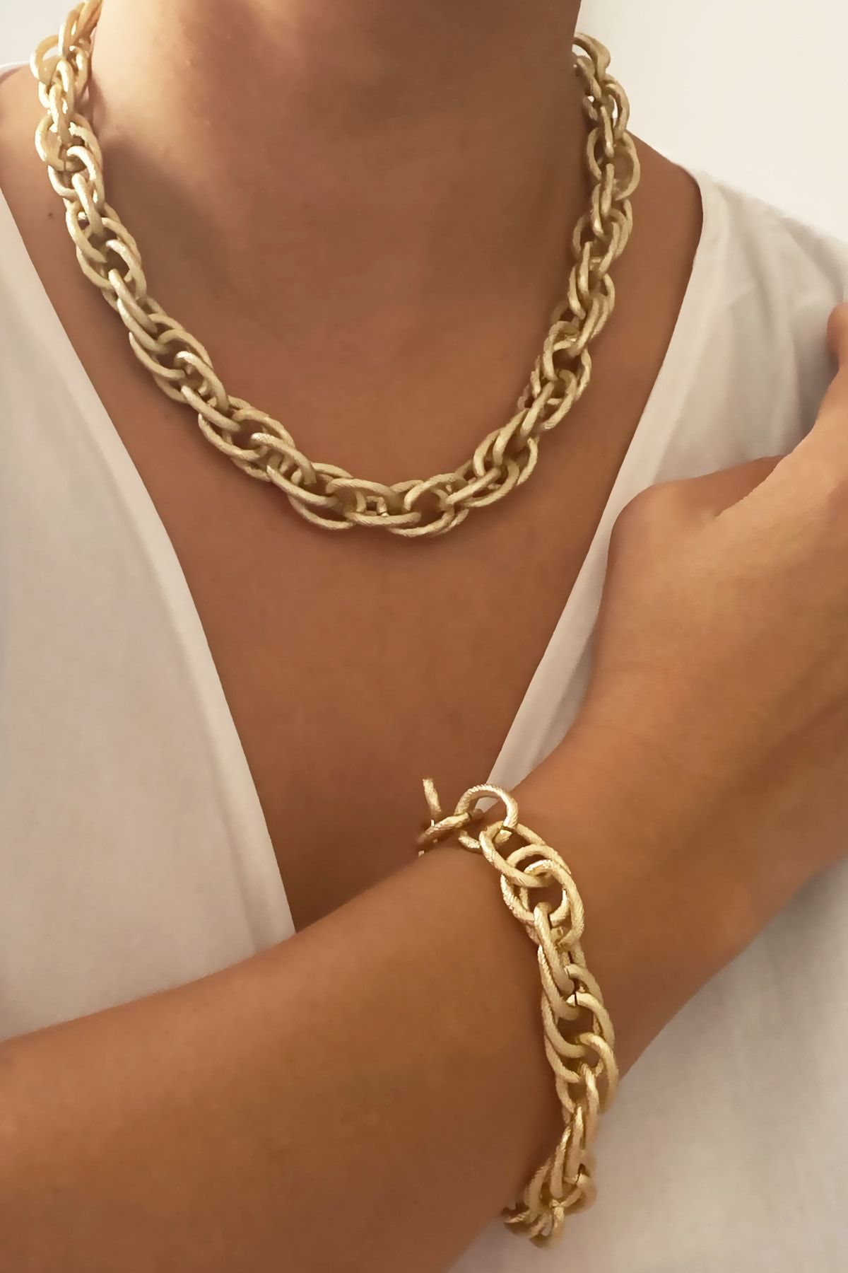 Womens necklace and bracelet hot sale set