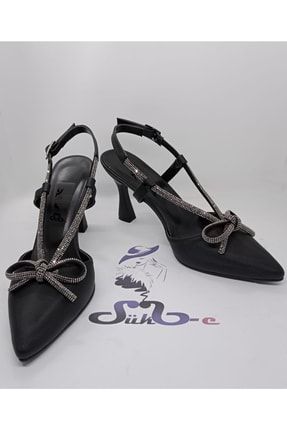 Fiyonk Detaylı Kadın Topuklu Ayakkabı aykb341100300