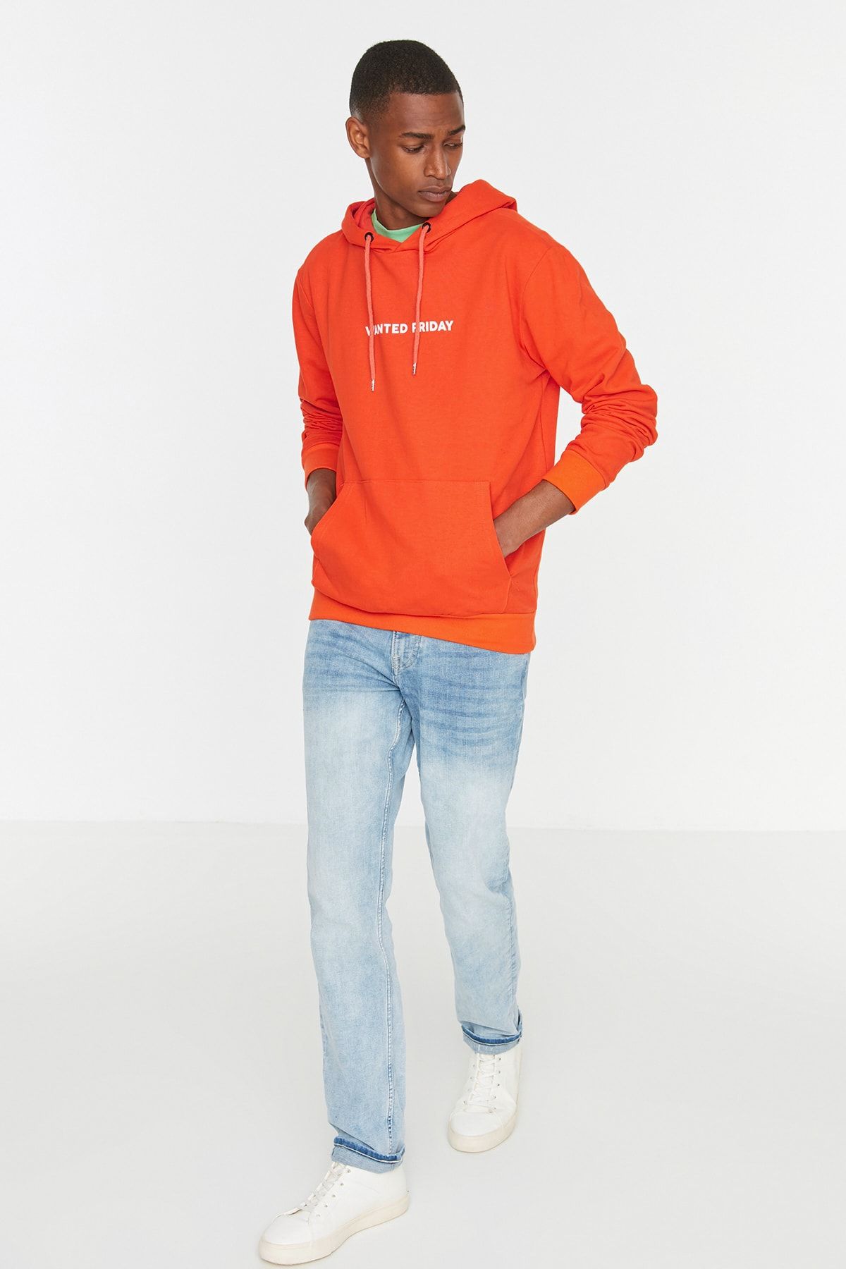 Trendyol Collection Sweatshirt Orange Regular Fit FN8109