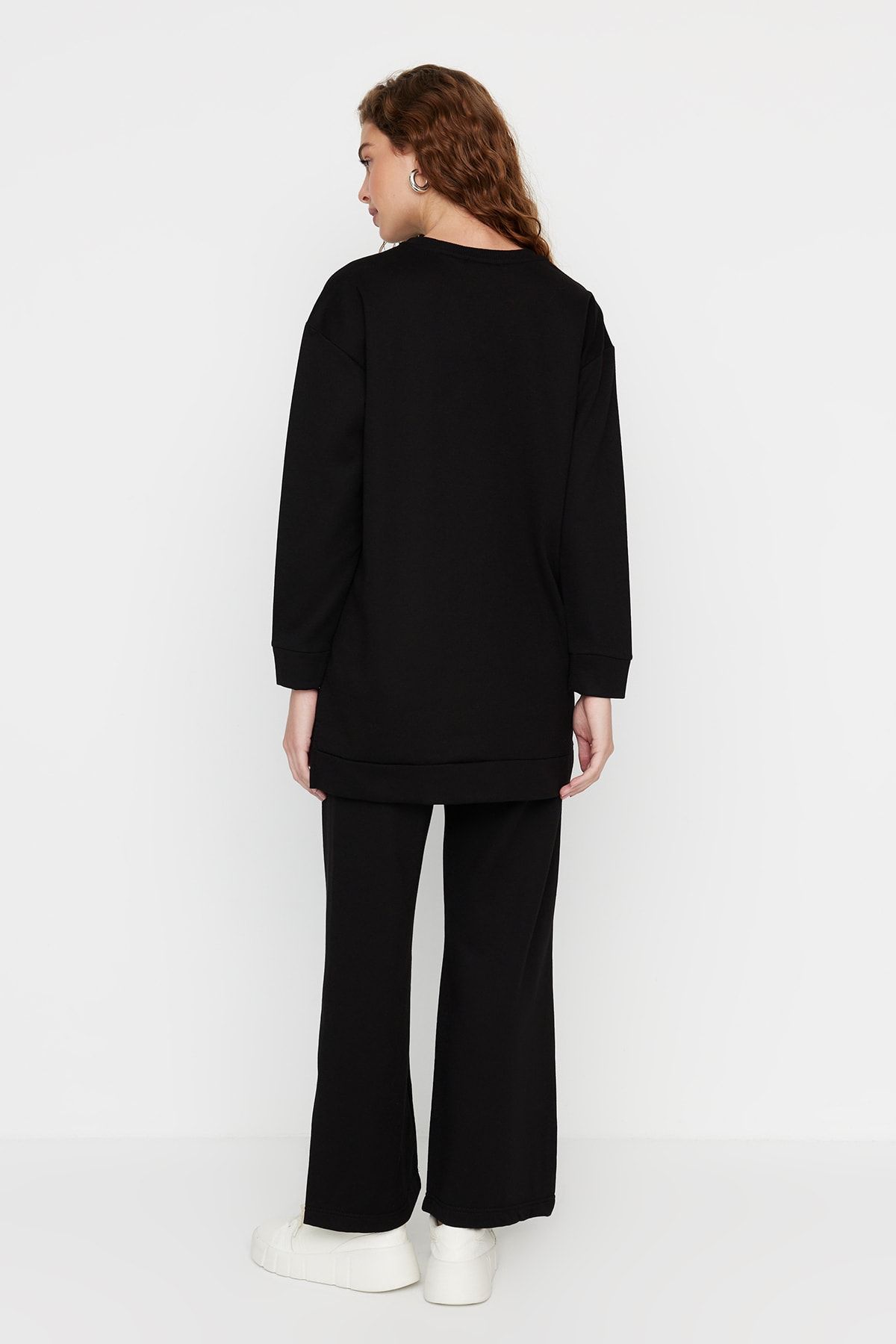 Trendyol Modest-Black Slogan Printed Soft Fuzzy Knitted Tracksuit Set TCTAW23EN00063 5