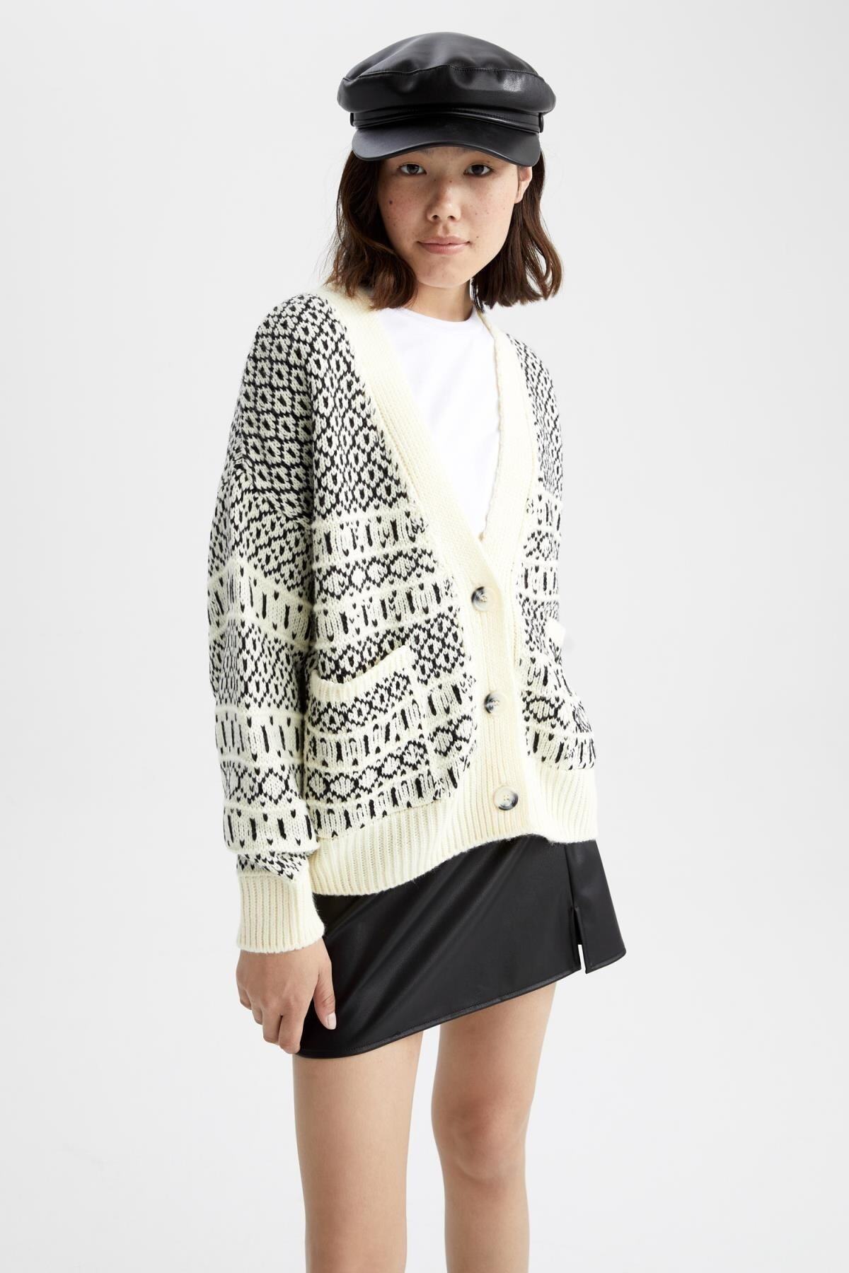 DeFacto-Oversize Fit V-nyakú kardigán 4