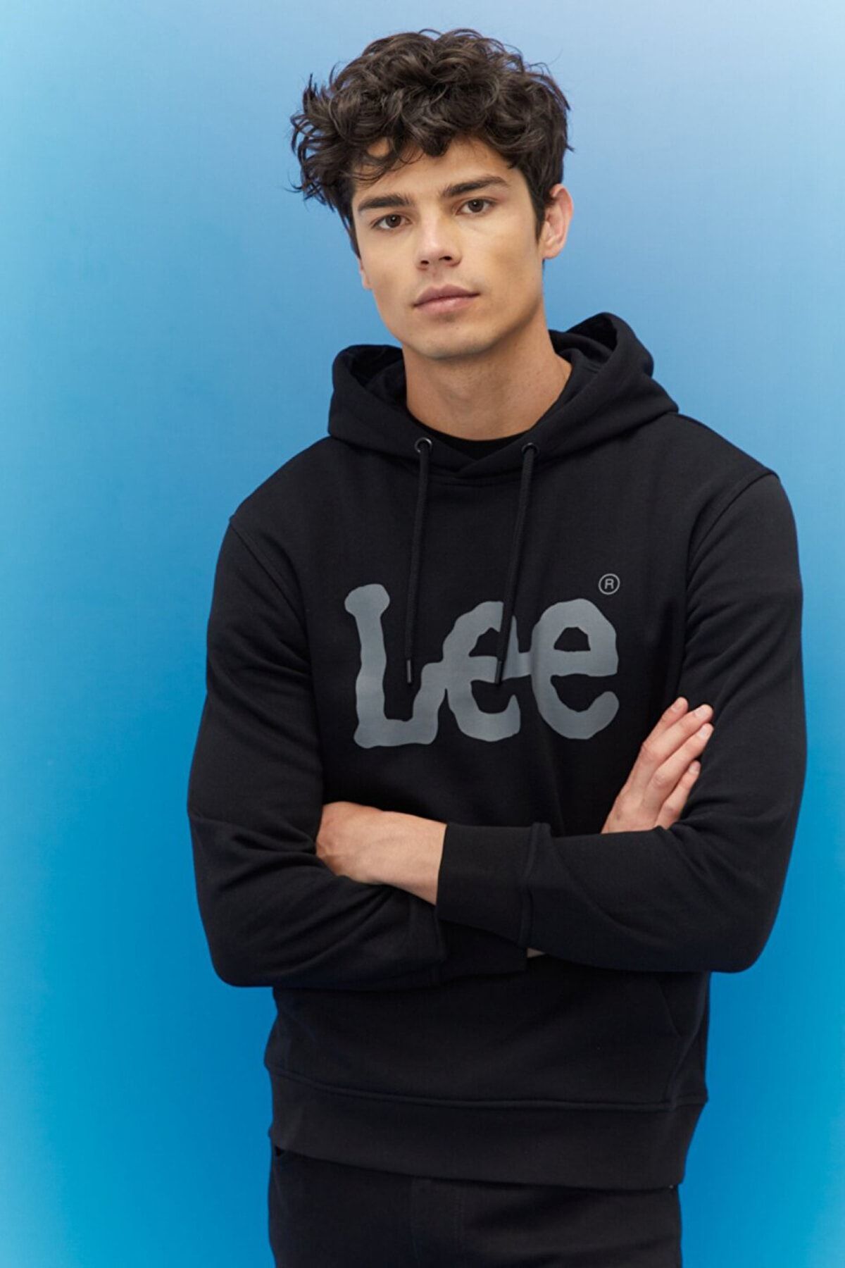 Lee Cotton Regular Fit Kangaroo Pocket Hooded Sweatshirt Men s