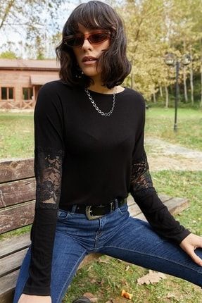 Kadın Kolu Dantel Detaylı Siyah Bluz 20B00200