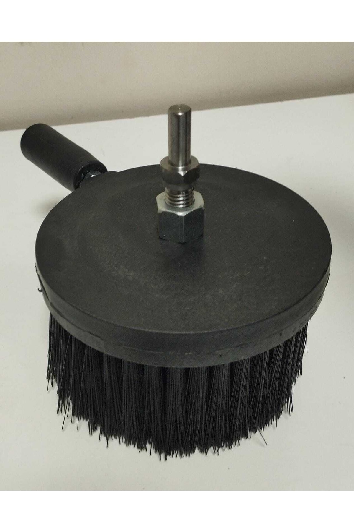 Matkap Aparatı. Su Sıçratmayan Fırçalar Için Uyumlu