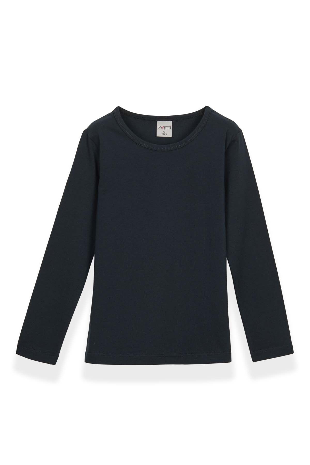 thin black long sleeve shirt